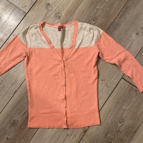 Lot of 3 Women’s Size Small Cardigan, Tank, Short Sleeve Top - Picture 15 of 16